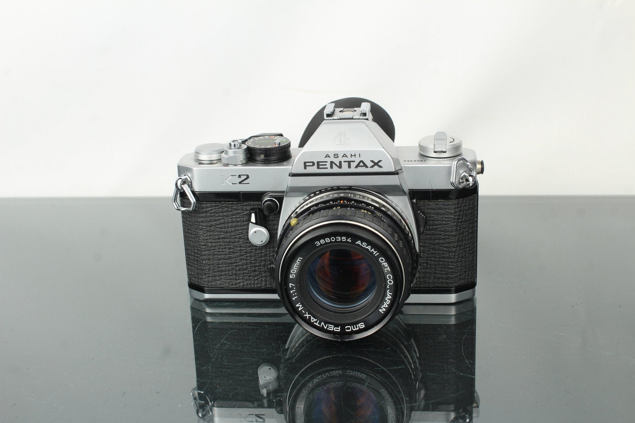 Asahi Pentax K2 + 50mm f/1.7: The Ultimate Film Workhorse – Dutch