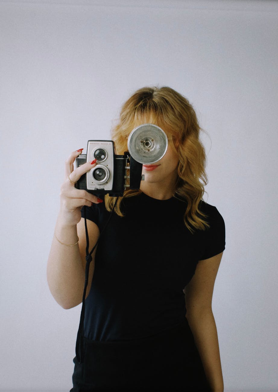 Best 1970s Color Film Cameras to Use in 2025 – Dutch|Thrift, image size:922x1300