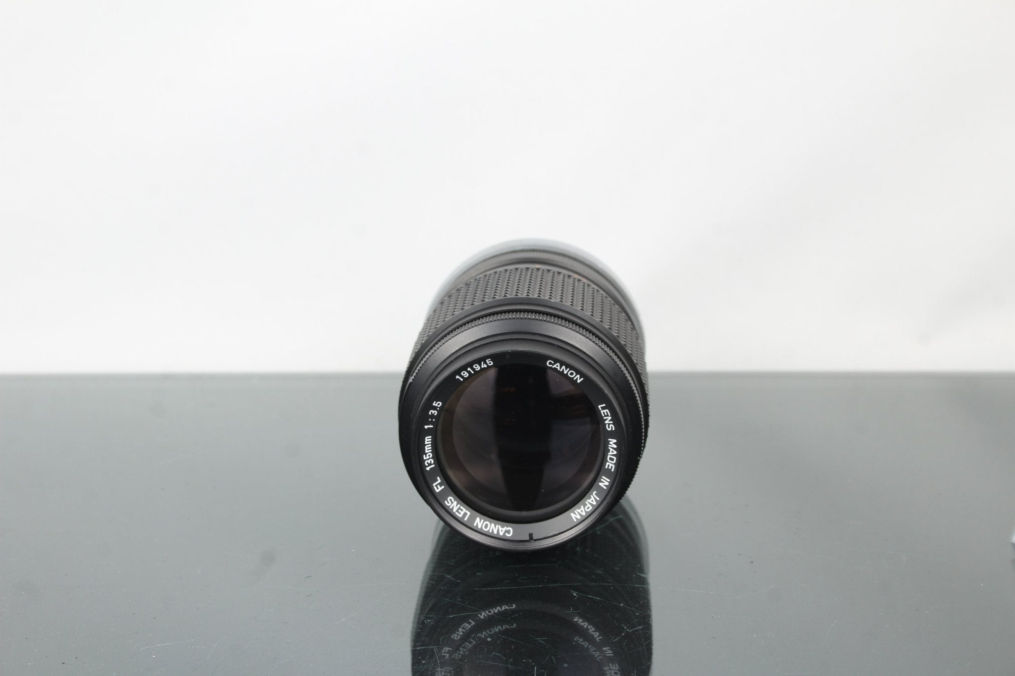 Canon FL 135mm f/3.5 Review: Vintage Telephoto Magic – Dutch|Thrift