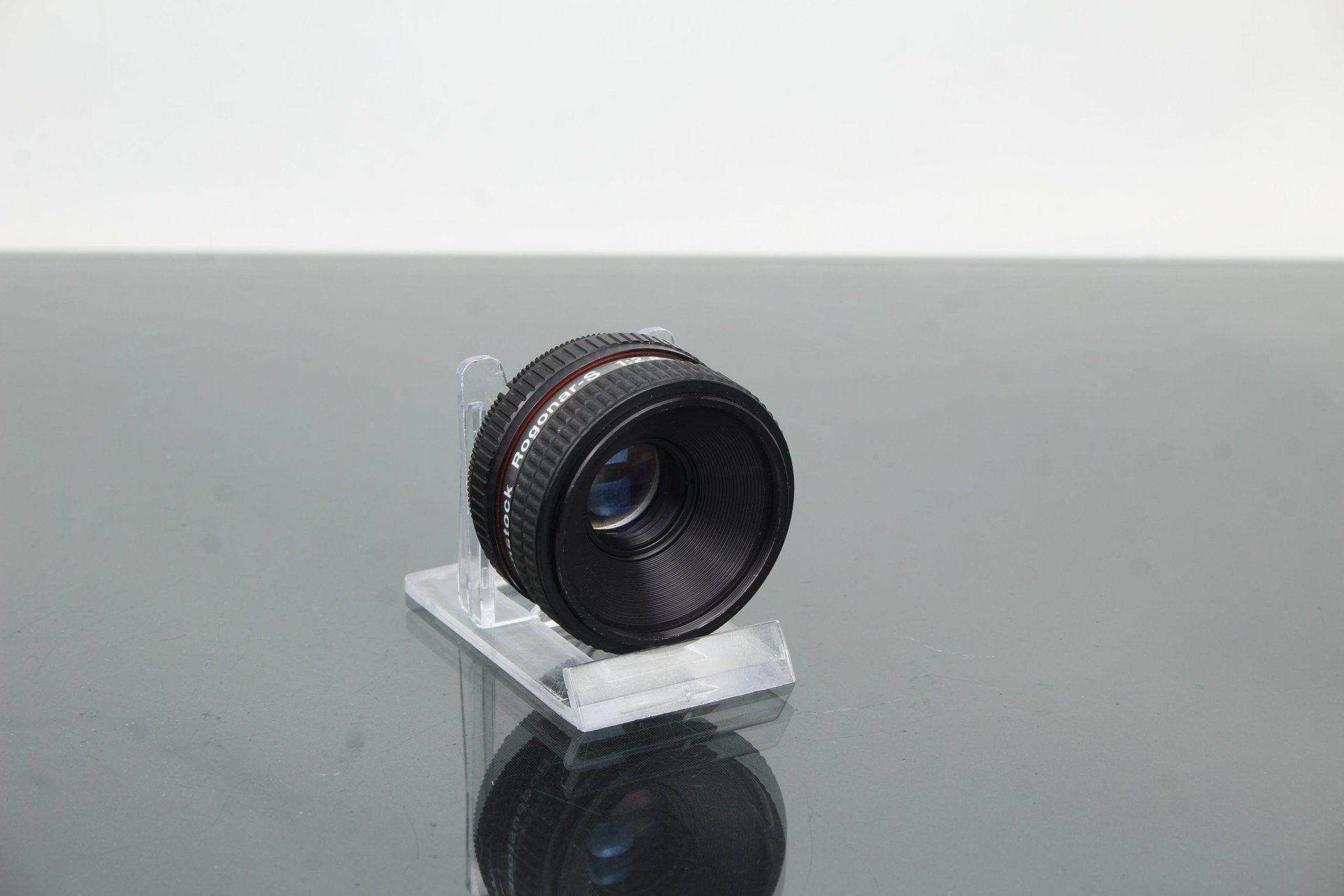 Exploring the Rodenstock Rogonar-S 1:2.8 (M39) in the Digital Age