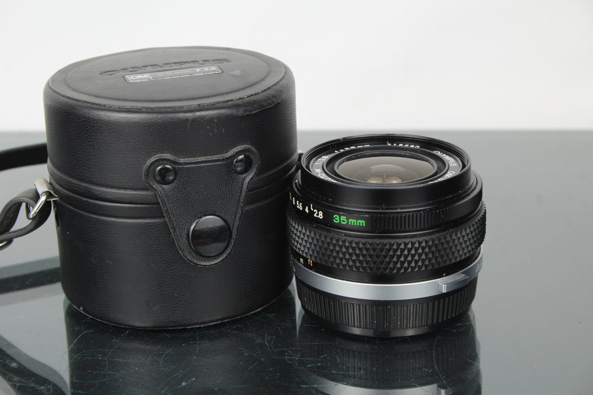 Olympus 35mm f/2.8 OM Lens: A Compact Classic for Modern Creators
