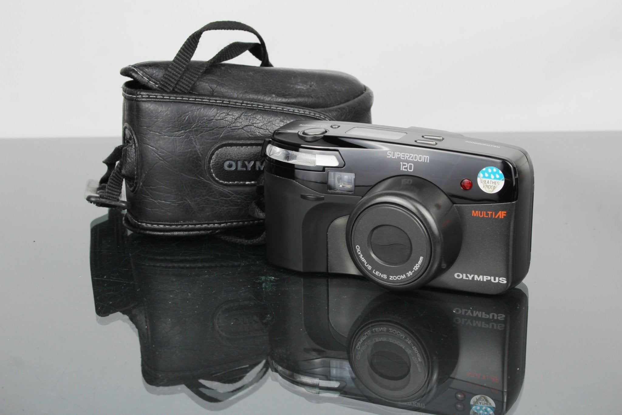 Olympus Superzoom 120 Review: Compact 35mm Zoom Worth Buying