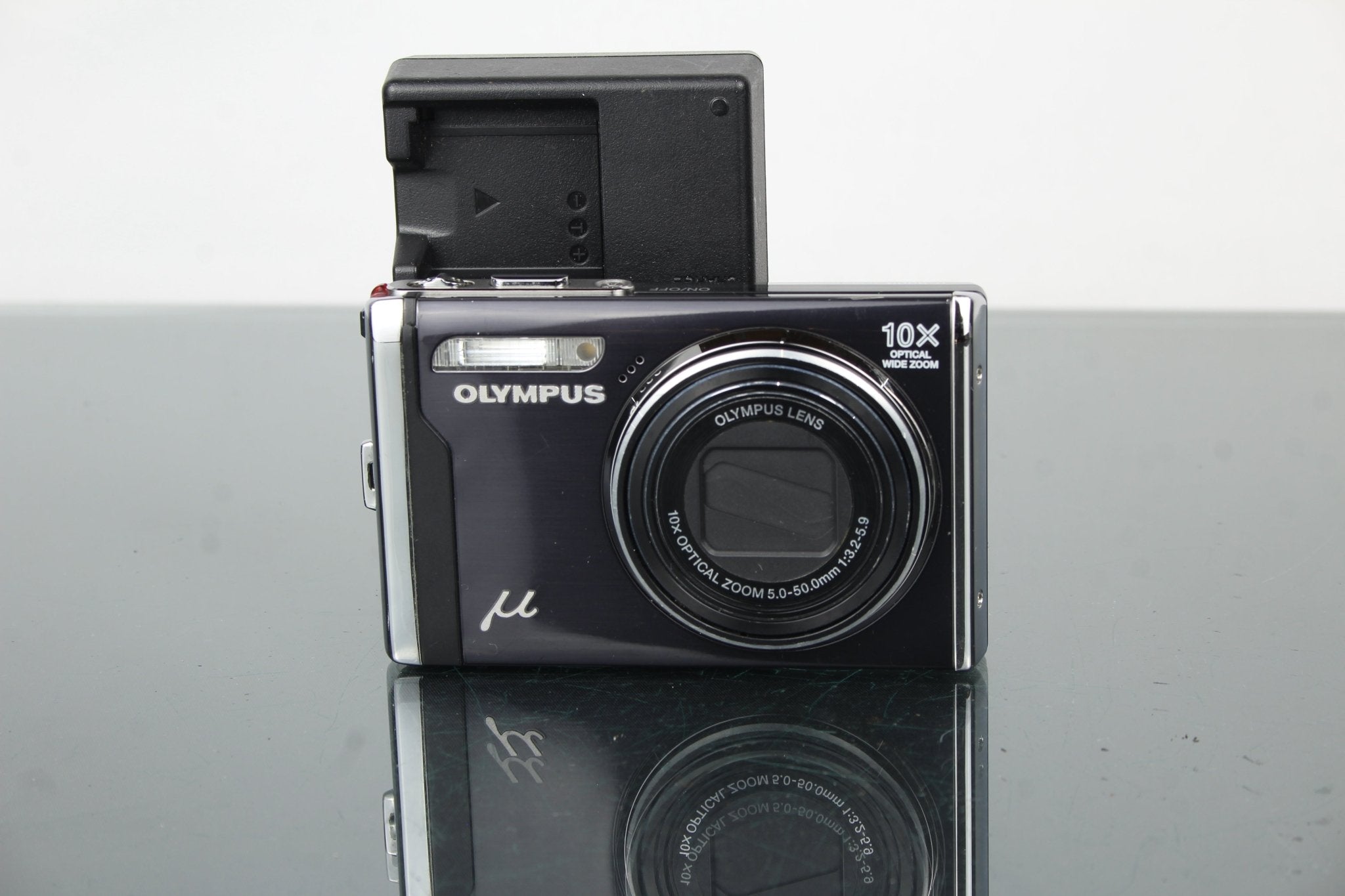 OLYMPUS デジタルカメラ μ-9000 (ミュー) ブラック μ-9000BLK 2mvetro Amazon | OLYMPUS デジタルカメラ μ-9000 (ミュー) ブラック μ-9000BLK