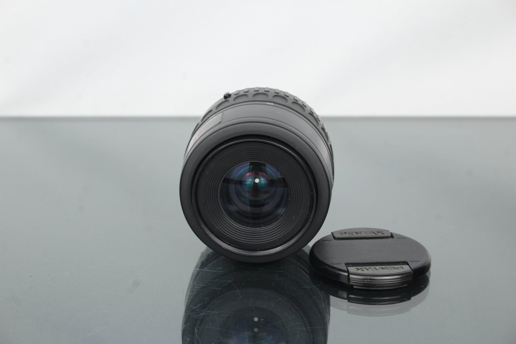 Pentax 35-80mm f/4-5.6 Review: Rediscovering a Vintage Zoom