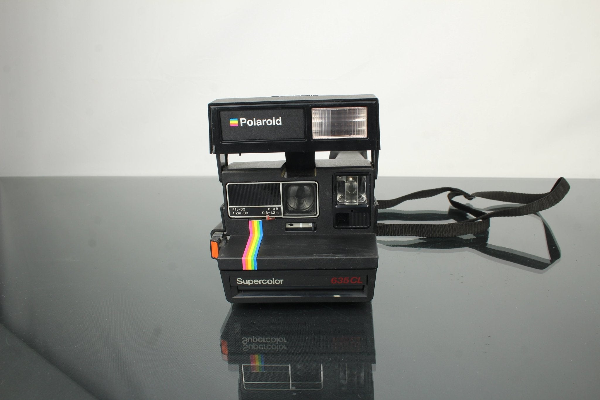 Polaroid Supercolor 635CL Review – Vintage Instant Creativity