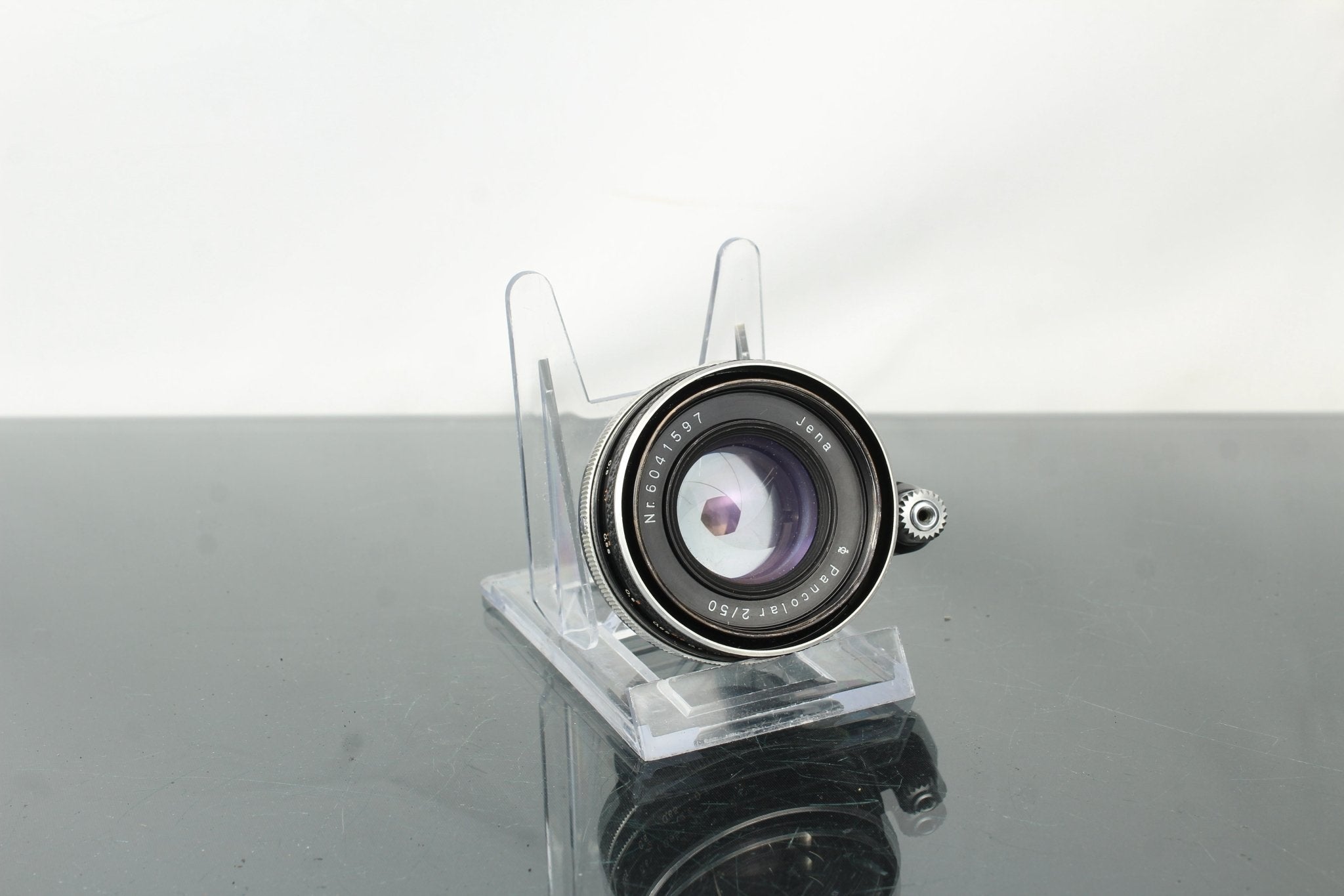 Rediscovering the Jena Pancolar 2/50 Exacta Mount Lens – Dutch|Thrift