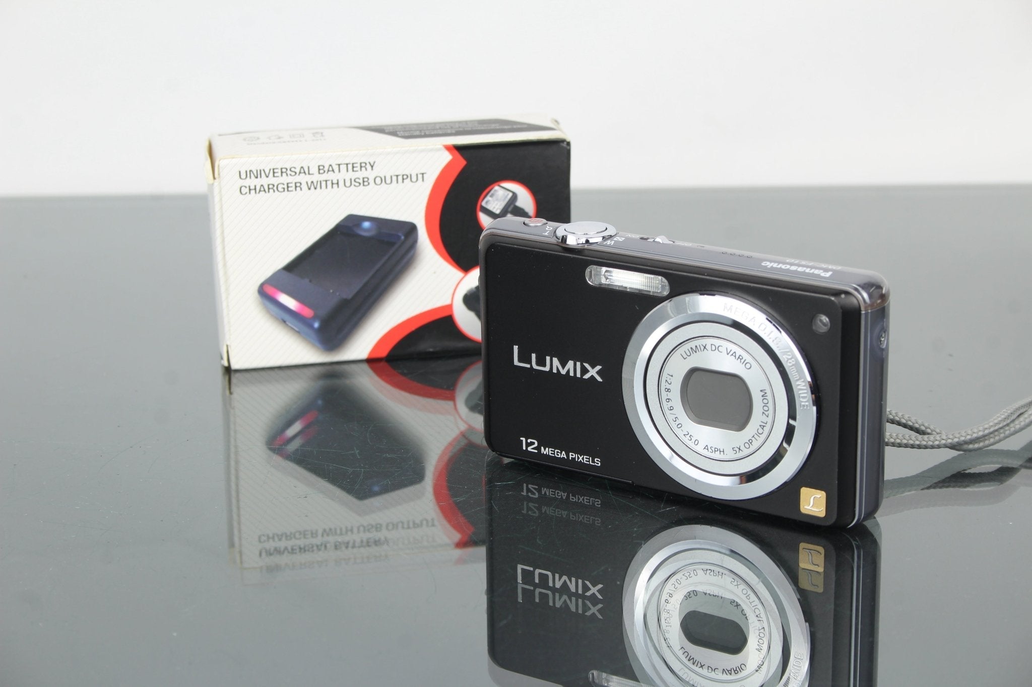 Panasonic　デジカメDMC-FS10 ブラック Rediscovering the Panasonic Lumix DMC-FS10 Compact Camera – Dutch