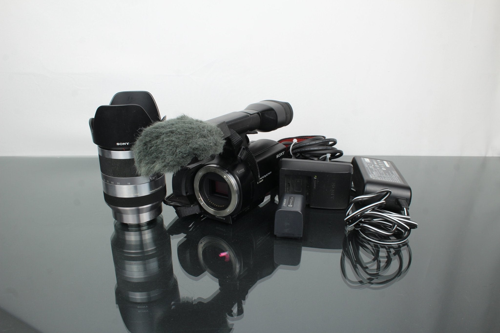 Sony NEX-VG10E Review: A Second-Hand Gem – Dutch|Thrift