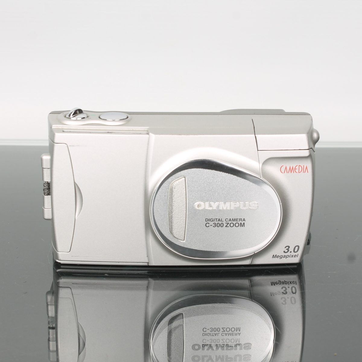 OLYMPUS CAMEDIA ZX-250 シルバー Olympus CAMEDIA C-300 Zoom Digital Point-and-Shoot Camera – Dutch