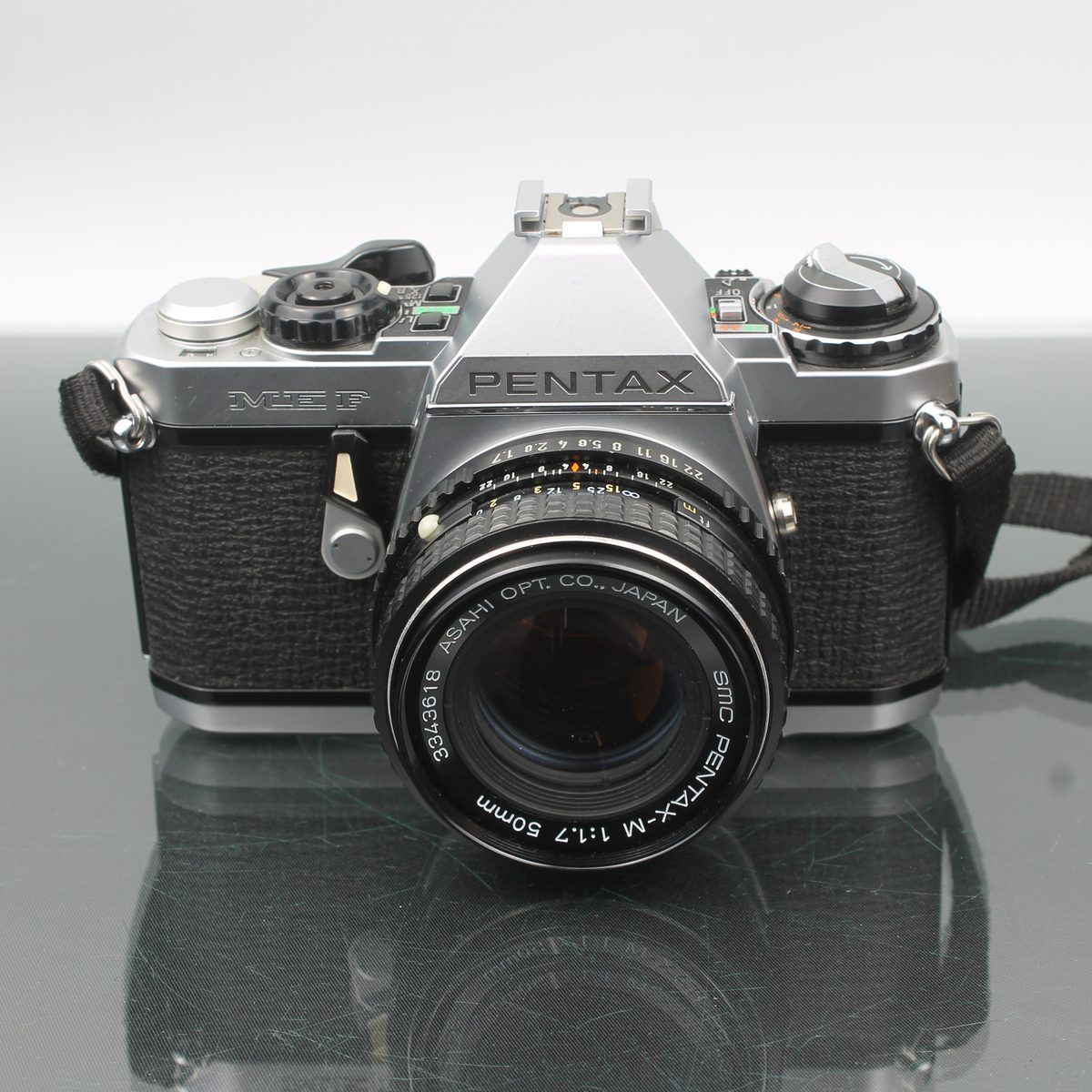 Pentax ME F + SMC Pentax-M 50mm f/1.7 - Vintage SLR Film Camera