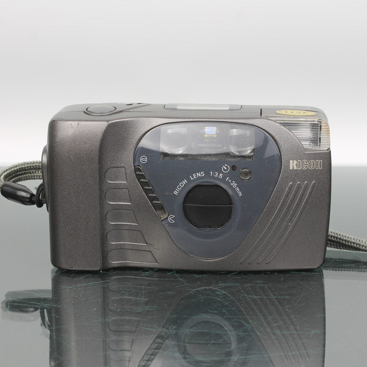 Ricoh FF-9 35mm Point-and-Shoot Film Camera – Dutch|Thrift