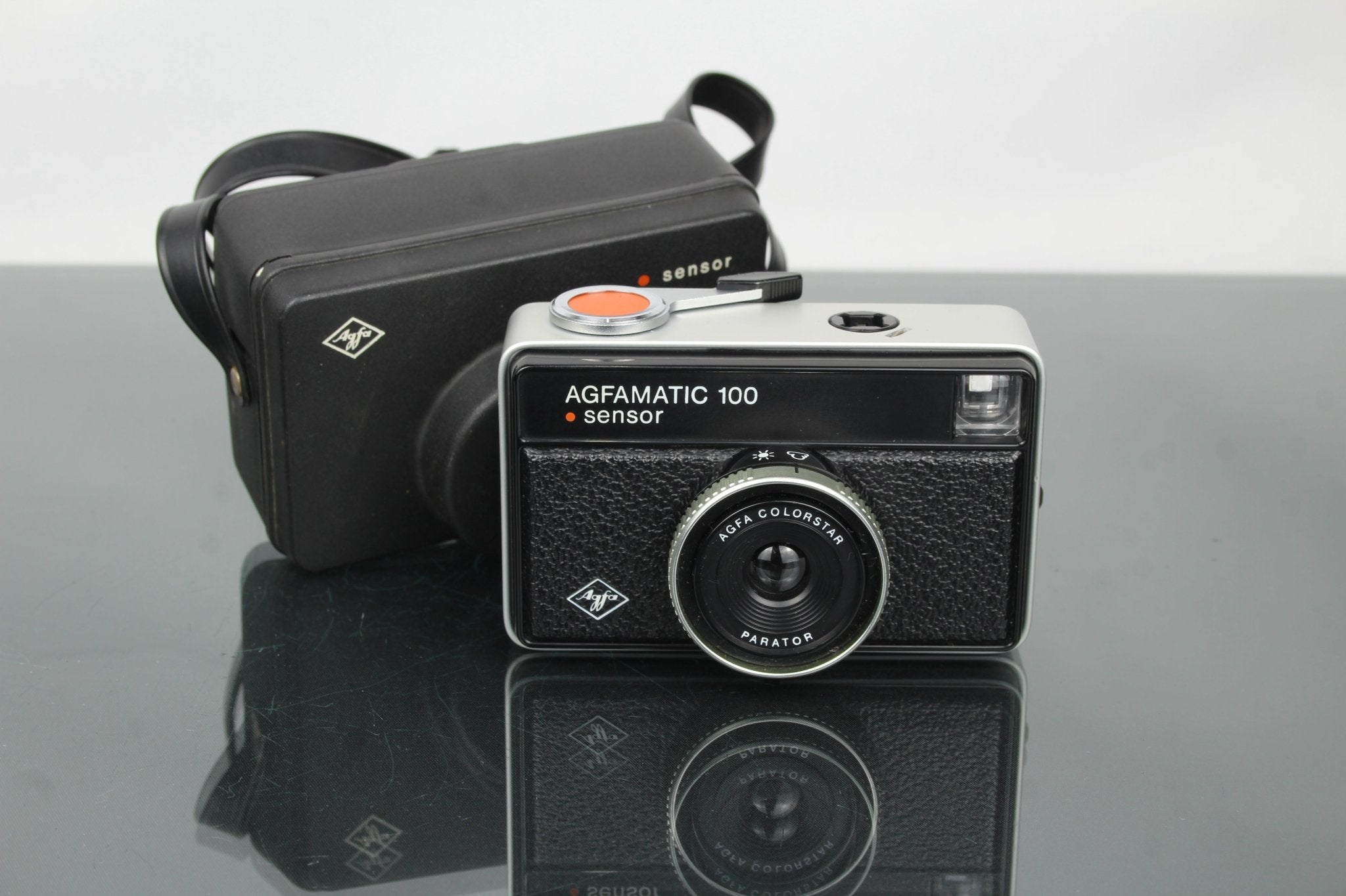 Agfa Agfamatic 100 Review: Vintage 126 Film Charm Reborn – Dutch