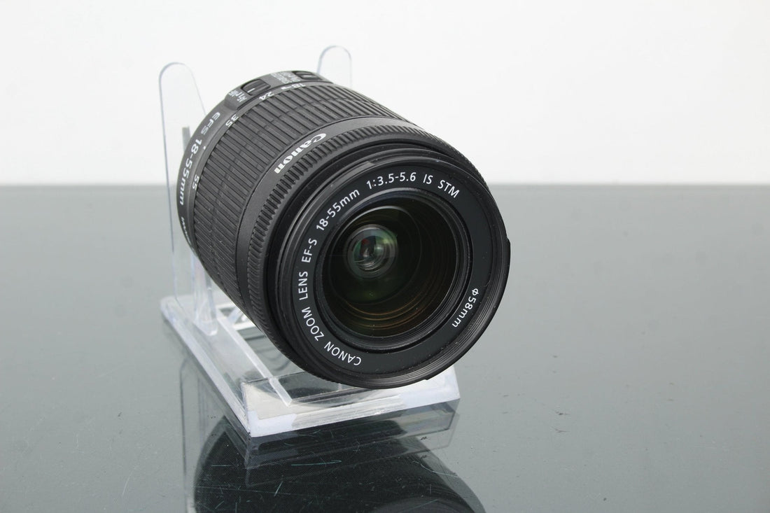 Canon EF-S 18–55mm Lens Review & Second-Hand Guide 2025 - Dutch|Thrift