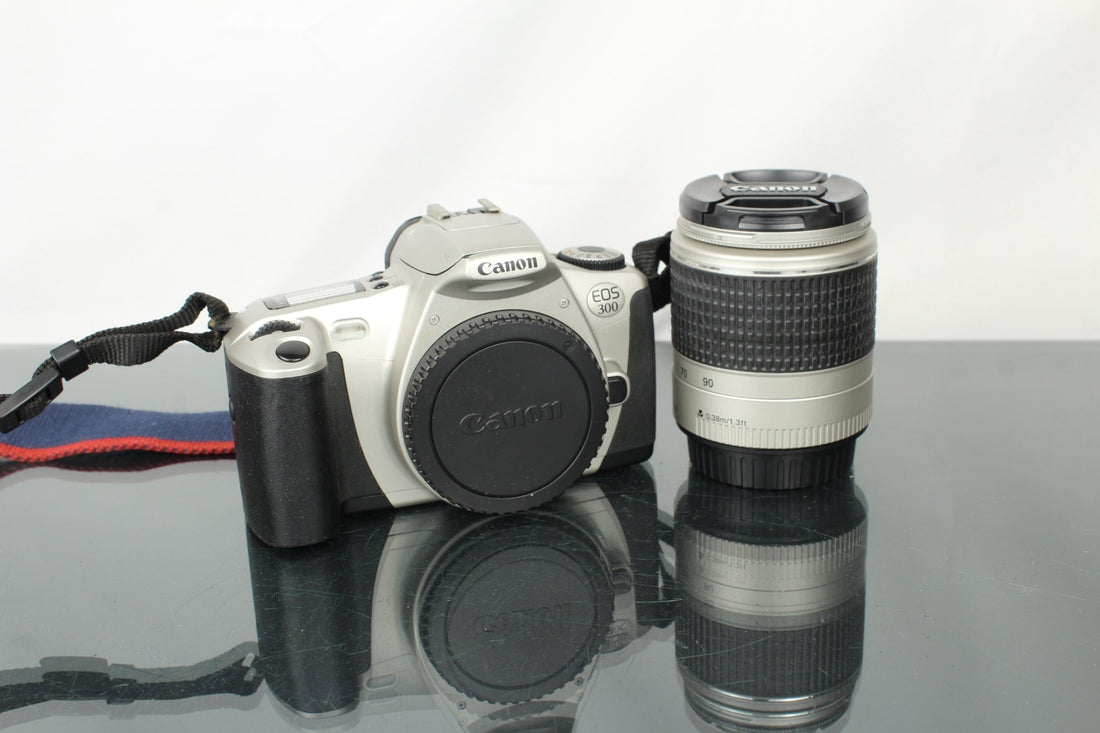 Canon EOS 300 Kit Review: Classic 35mm Film for Modern Creators - Dutch|Thrift