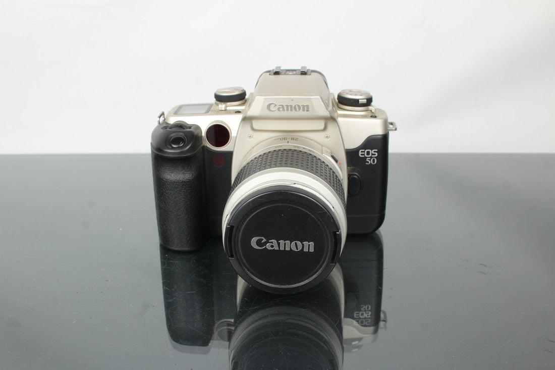 Canon EOS 50 + 28–90mm Review: Classic Film SLR Buyer’s Guide - Dutch|Thrift