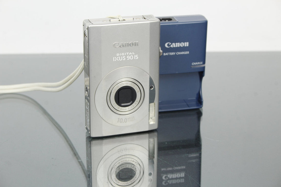 Canon IXUS 90 IS Review: Retro Compact, Fresh Creative Tool - Dutch|Thrift