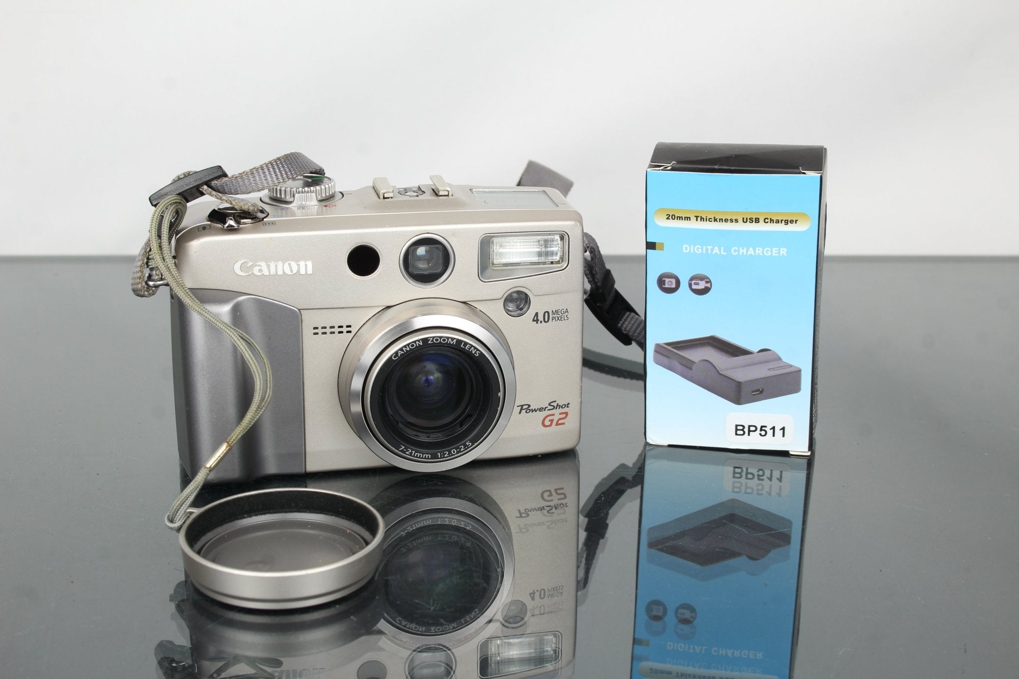 動作品 CANON PowerShot G2 デジタルカメラ Canon PowerShot G2 Review – Retro Digital Creativity Reborn