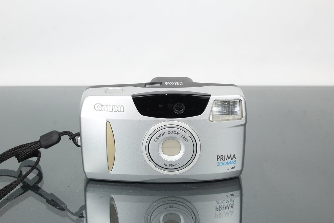 Canon Prima Zoom 65 Review: The Ideal Beginner 35mm Film Camera - Dutch|Thrift