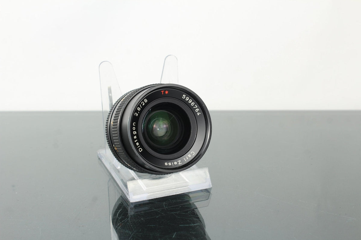 carl-zeiss-distagon-2828-cy- 