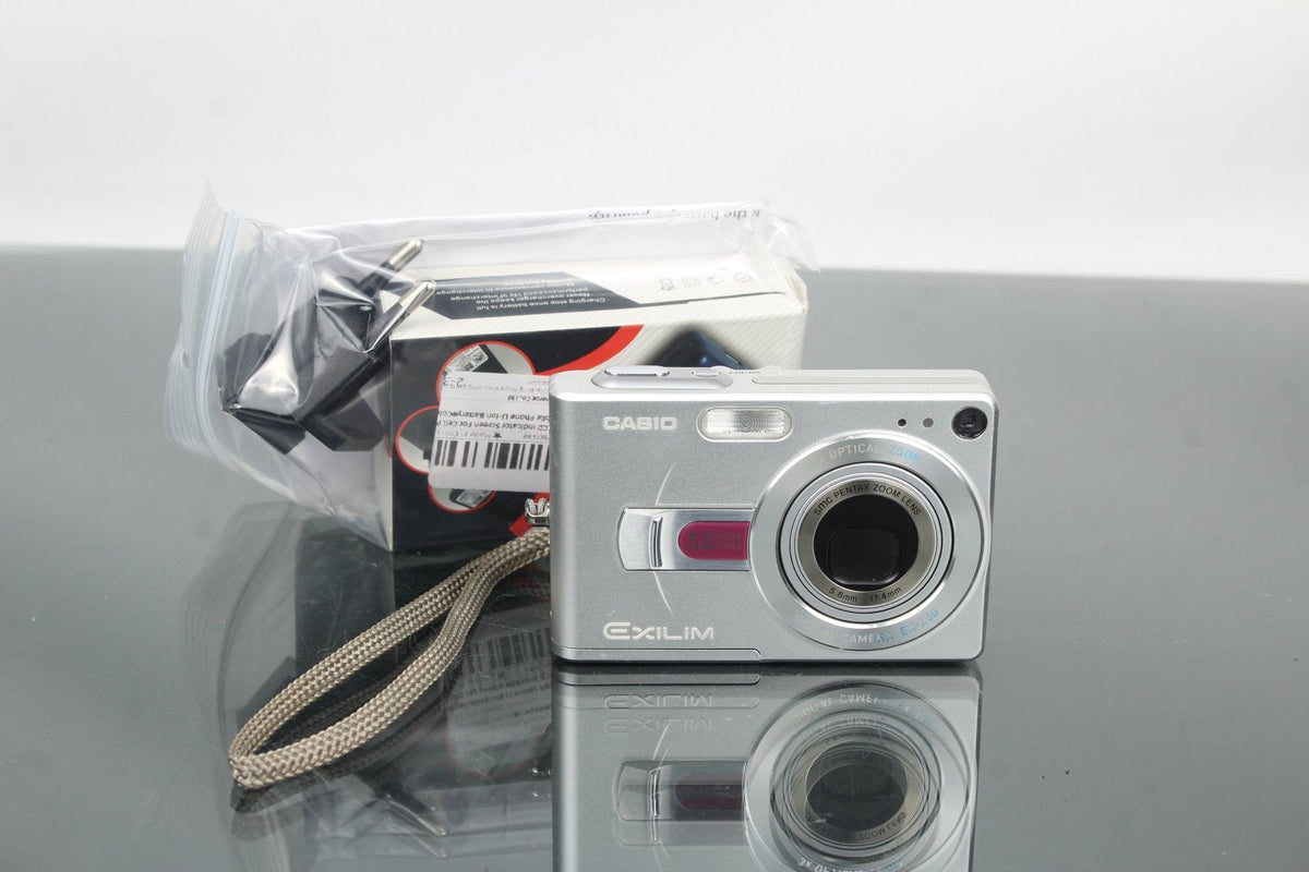 Casio Exilim EX-Z50 Review: Early Digital Charm in 2025 – Dutch|Thrift