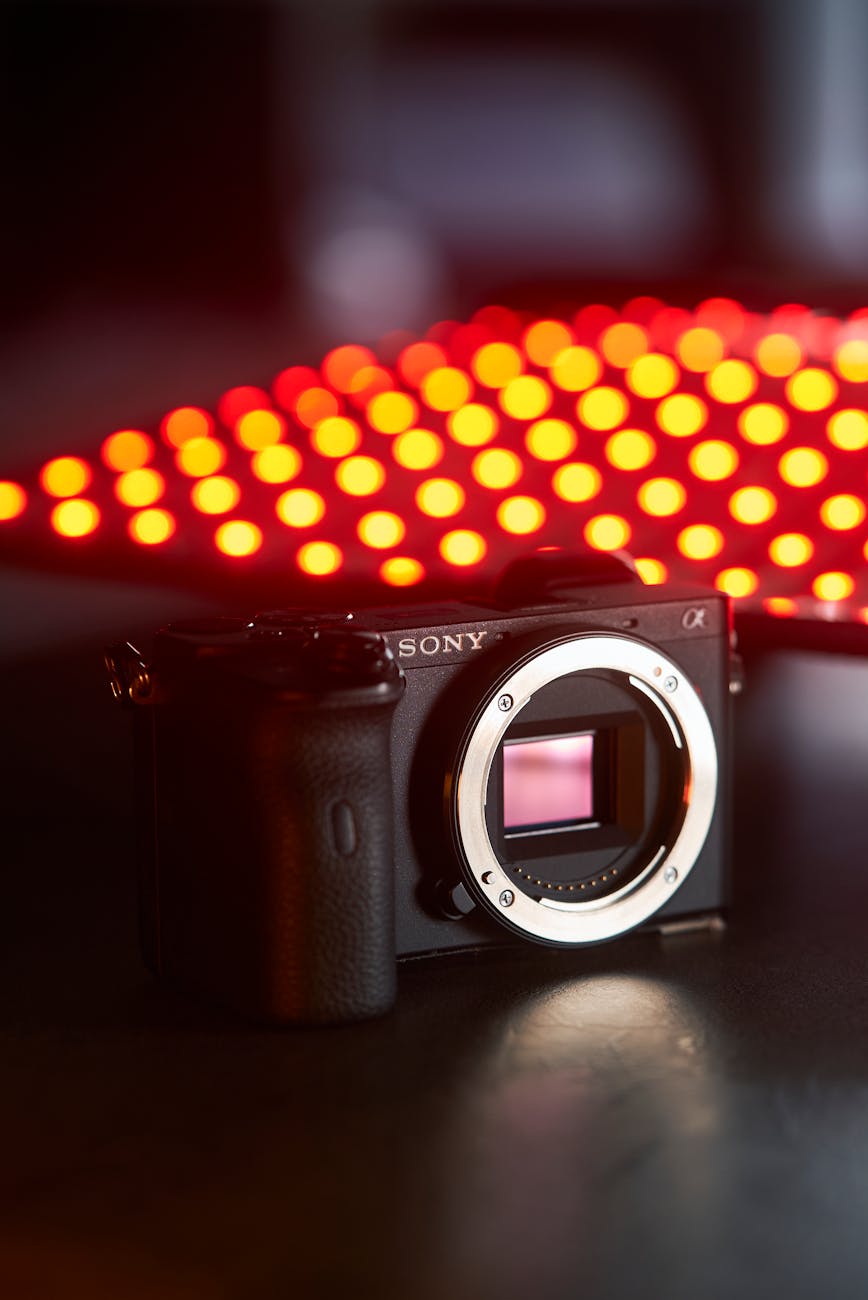 Clean a Used Camera Sensor Safely: 2025 Guide – Dutch|Thrift
