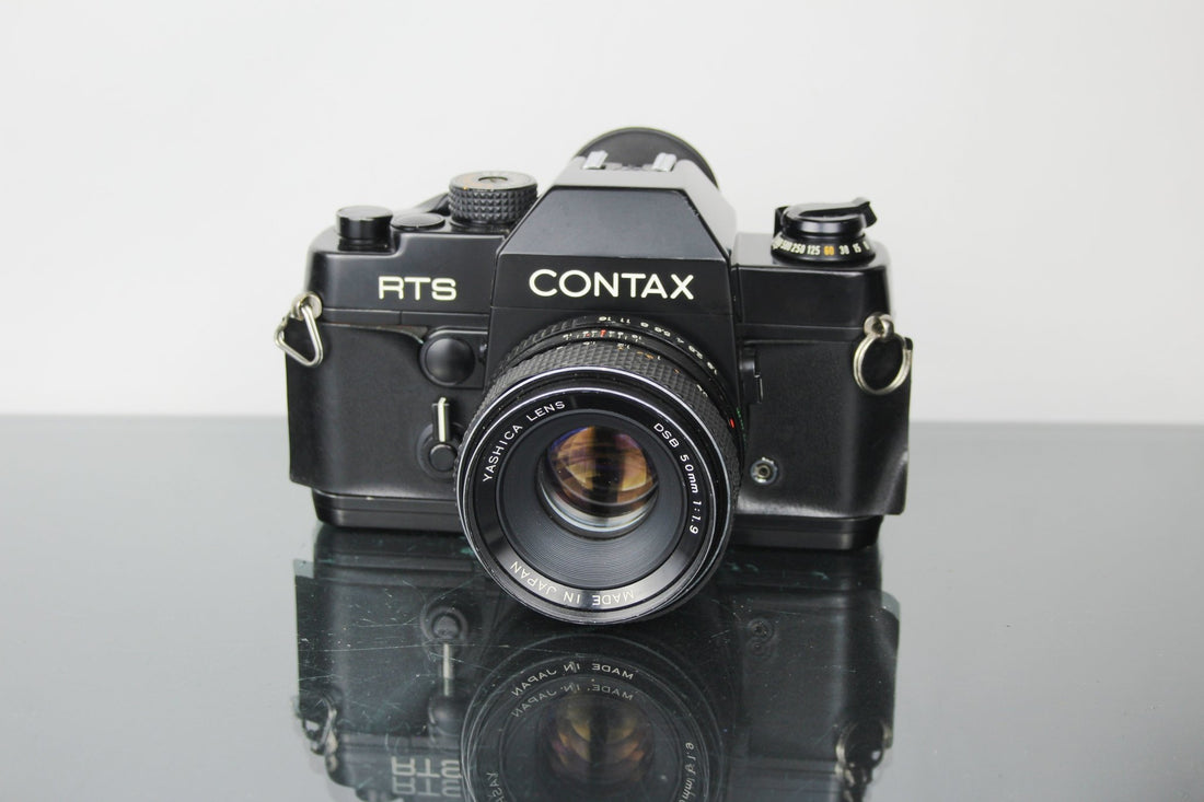 Contax RTS + Yashica DSB 50mm f/1.9 Review & Guide - Dutch|Thrift