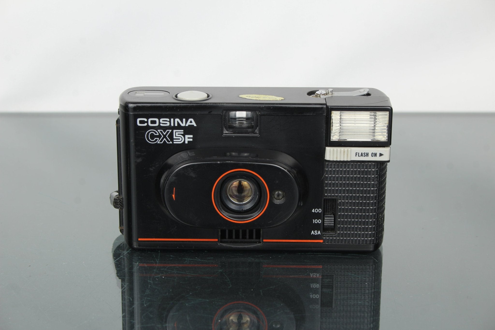 Cosina CX5F Review: Film Simplicity in 2025 – Dutch|Thrift