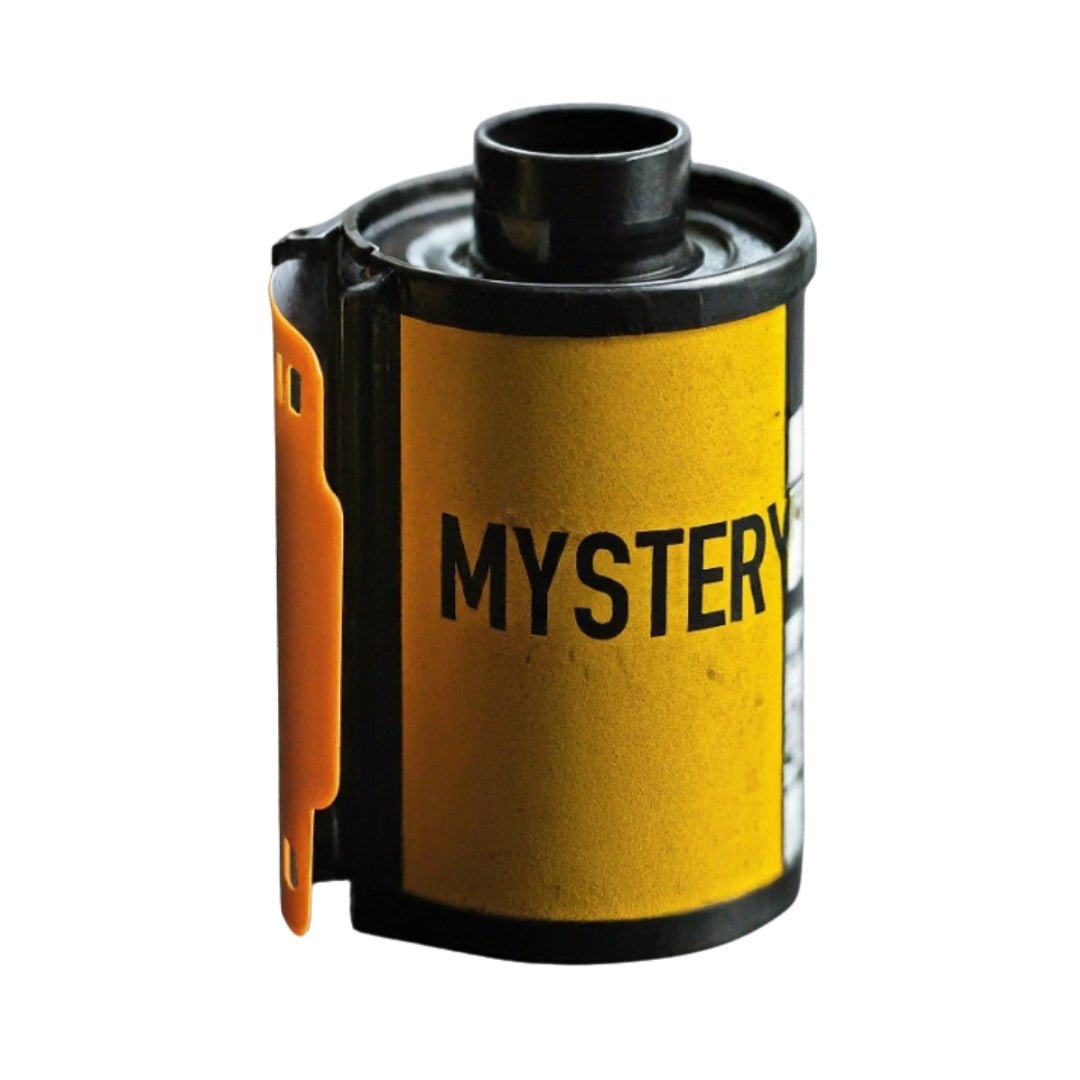 Expired 35mm Mystery Film Rolls: Shooting the Unknown - Dutch|Thrift
