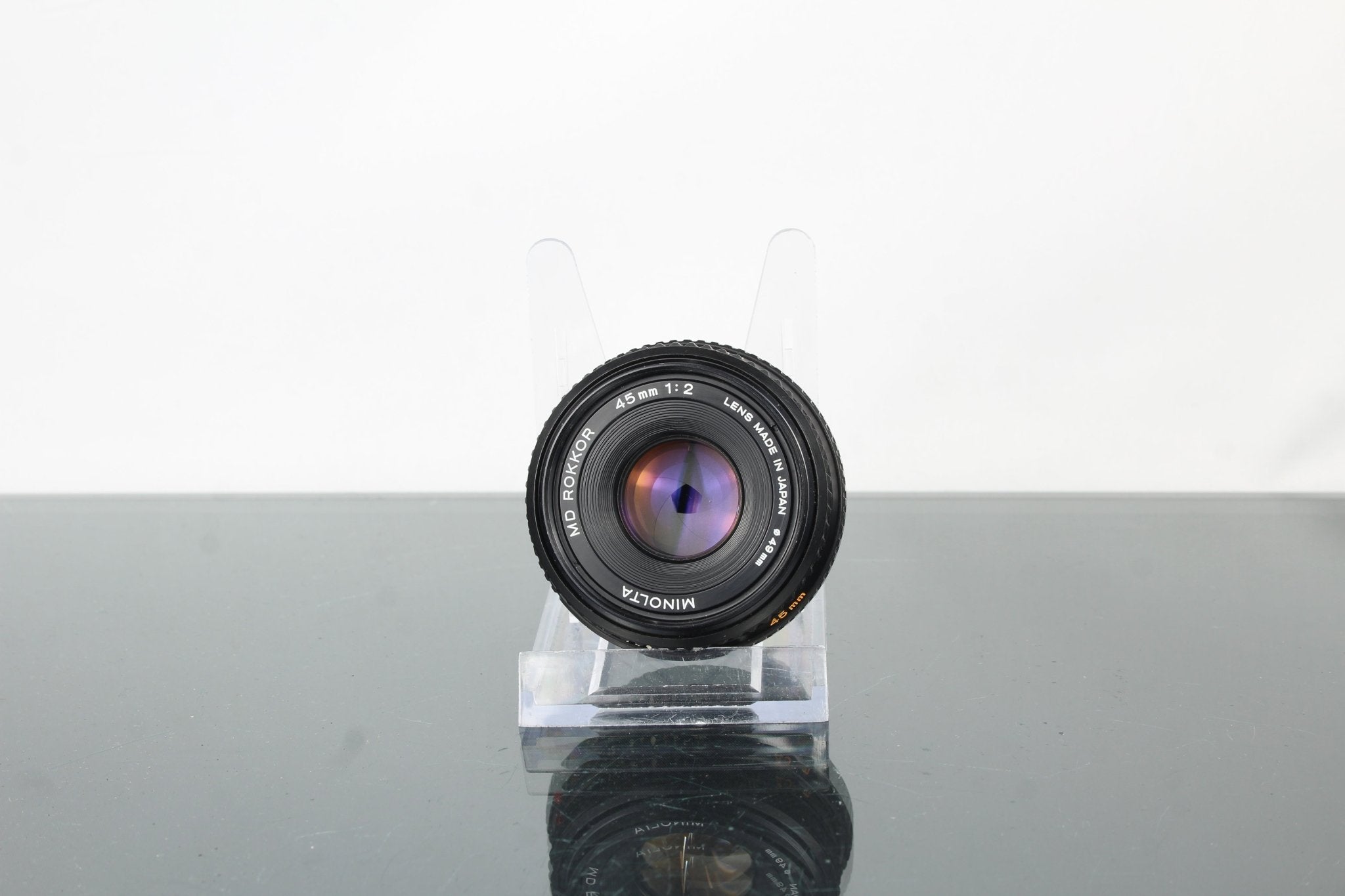 Exploring the Minolta MD 45mm f/2: Compact Vintage Gem for