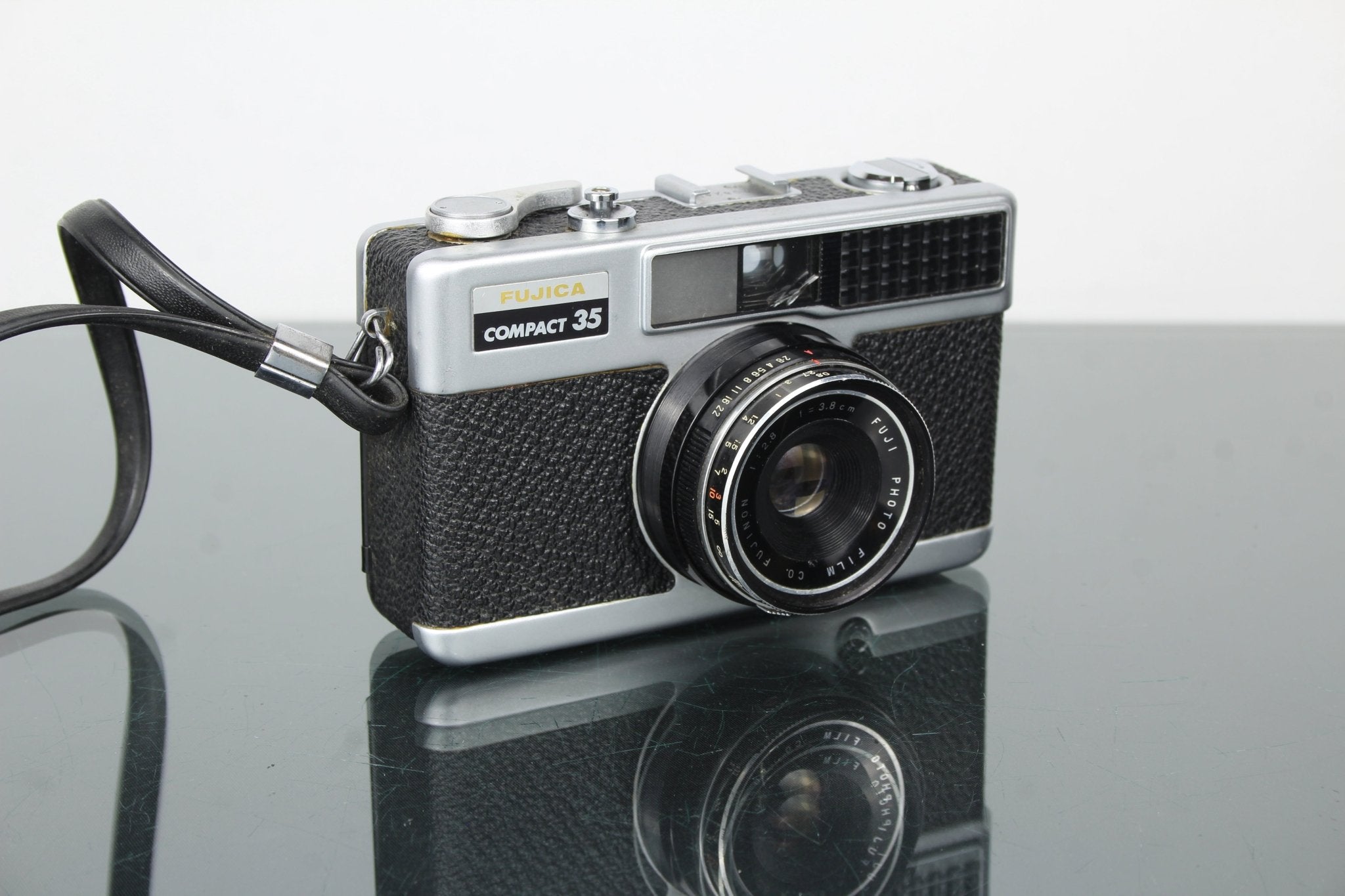 Fujica Compact 35 Review: Classic Rangefinder Charm in 2025