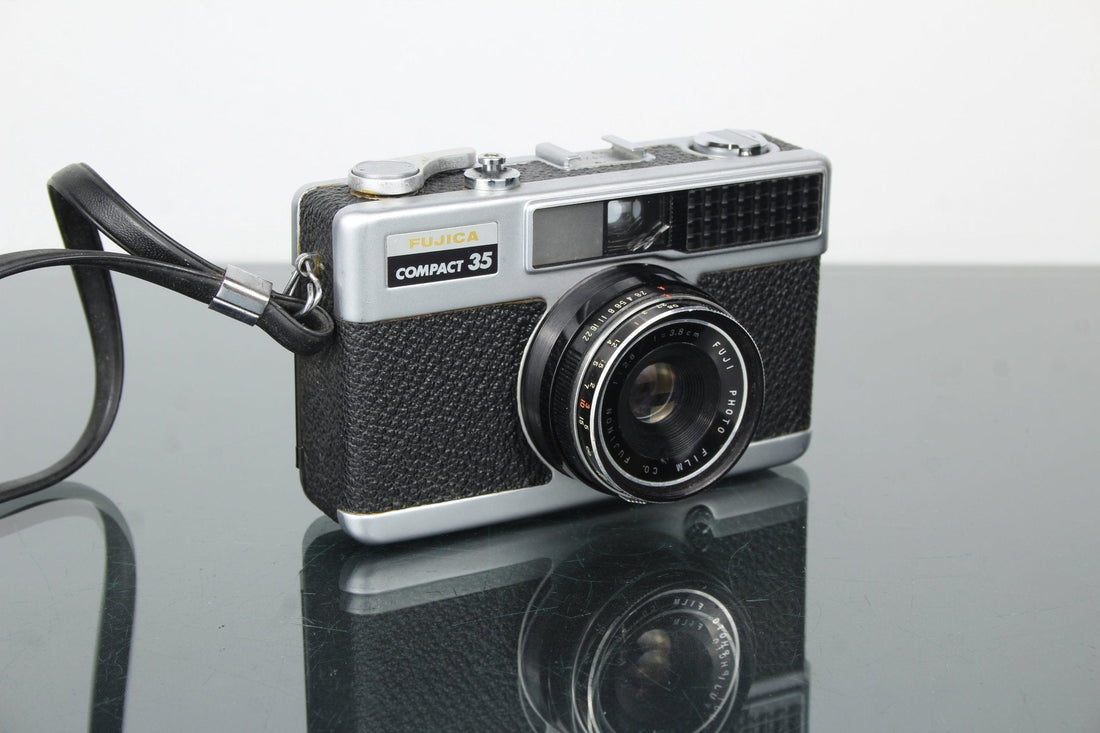 Fujica Compact 35 Review: Classic Rangefinder Charm in 2025 - Dutch|Thrift
