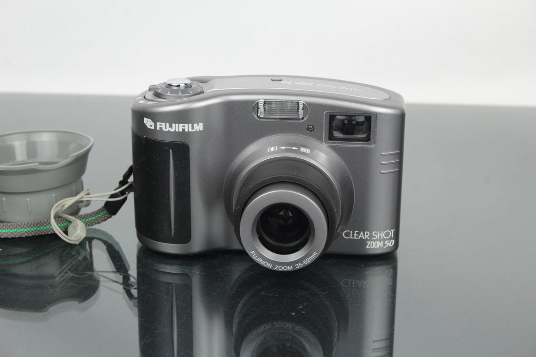 Fujifilm ClearShot Zoom50 Review & Used Buying Guide - Dutch|Thrift