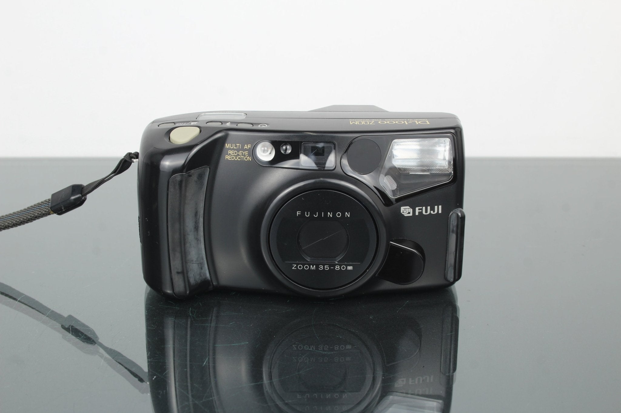 Fujifilm DL-1000 ZOOM Review: Classic 90s Point-and-Shoot Charm