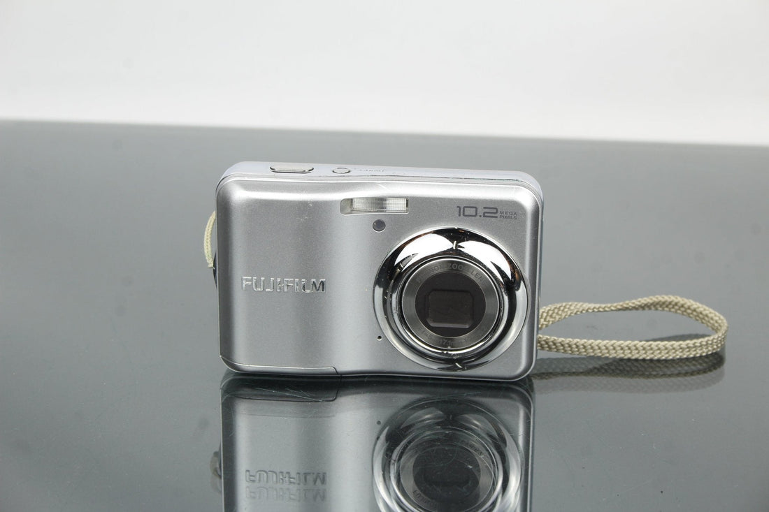 Fujifilm FinePix A180 Review: Compact Classic for Creative Play - Dutch|Thrift
