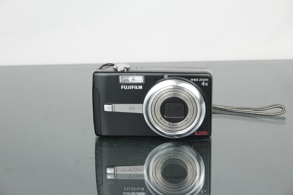 【ジャンク品】FUJIFILM FINEPIX F50 8點まとめ ジャンク品】FUJIFILM FINEPIX F50 8點まとめ