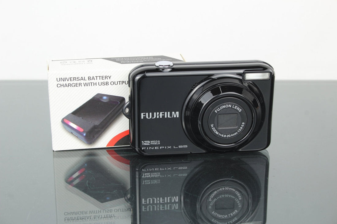 Fujifilm FinePix L55 Review – A Fun Budget Compact in 2025 - Dutch|Thrift