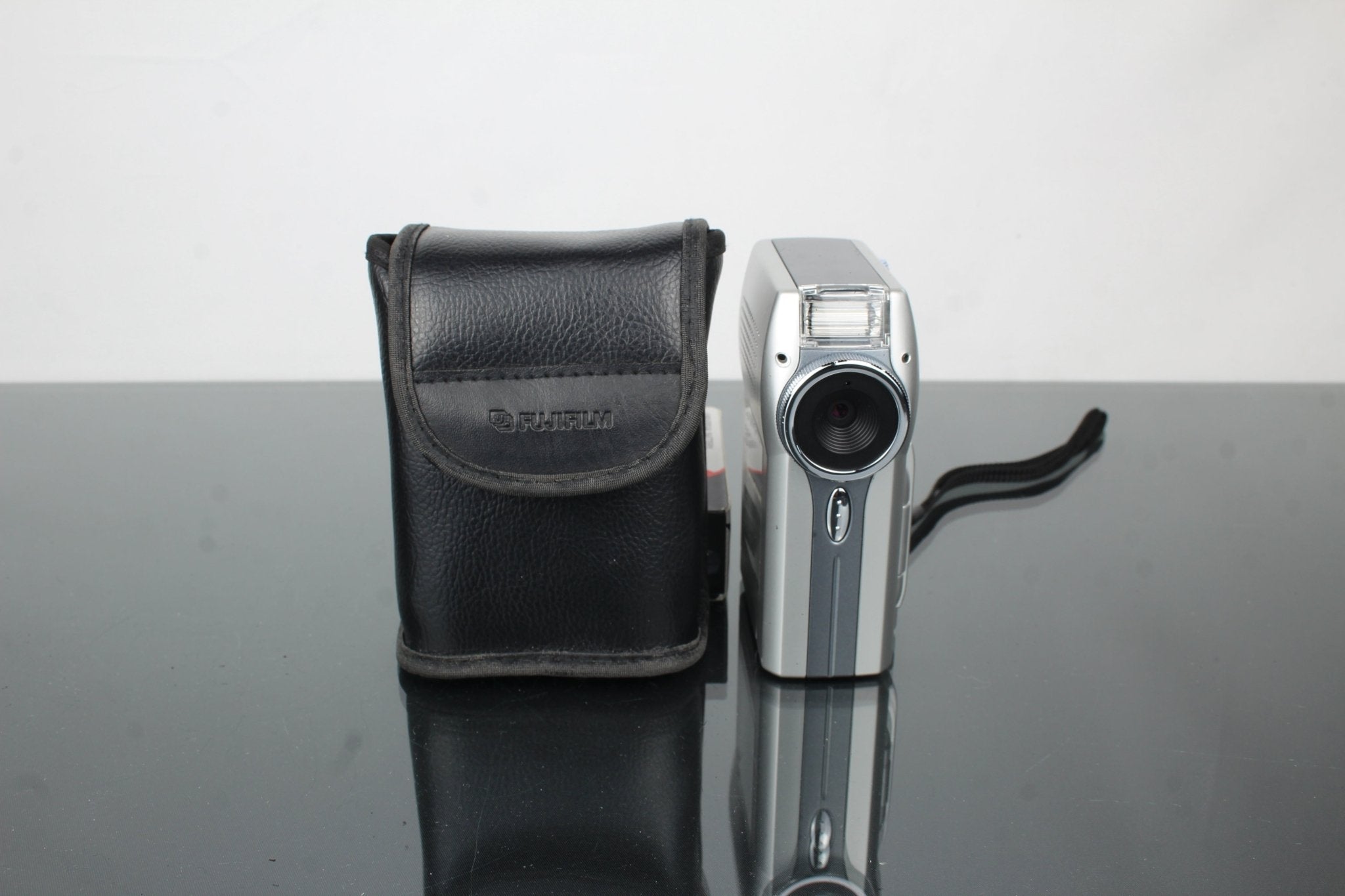 FujiFilm MV-1 Digital Camcorder: Vintage Video for Modern Creators