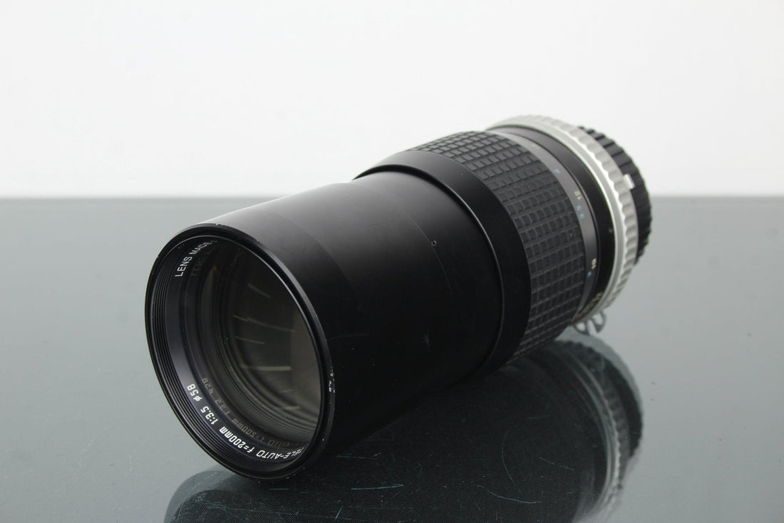 Hoya HMC Tele-auto 200mm f/3.5 Nikon AI Lens Review - Dutch|Thrift