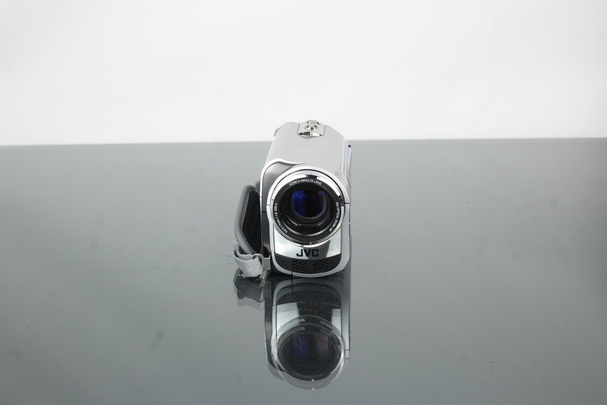 JVC GZ-MG330HE Review: The Lasting Appeal of an Early HDD