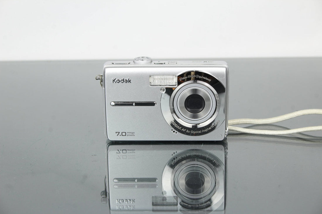Kodak EasyShare M753 Review for Lo-Fi Creators in 2025 - Dutch|Thrift