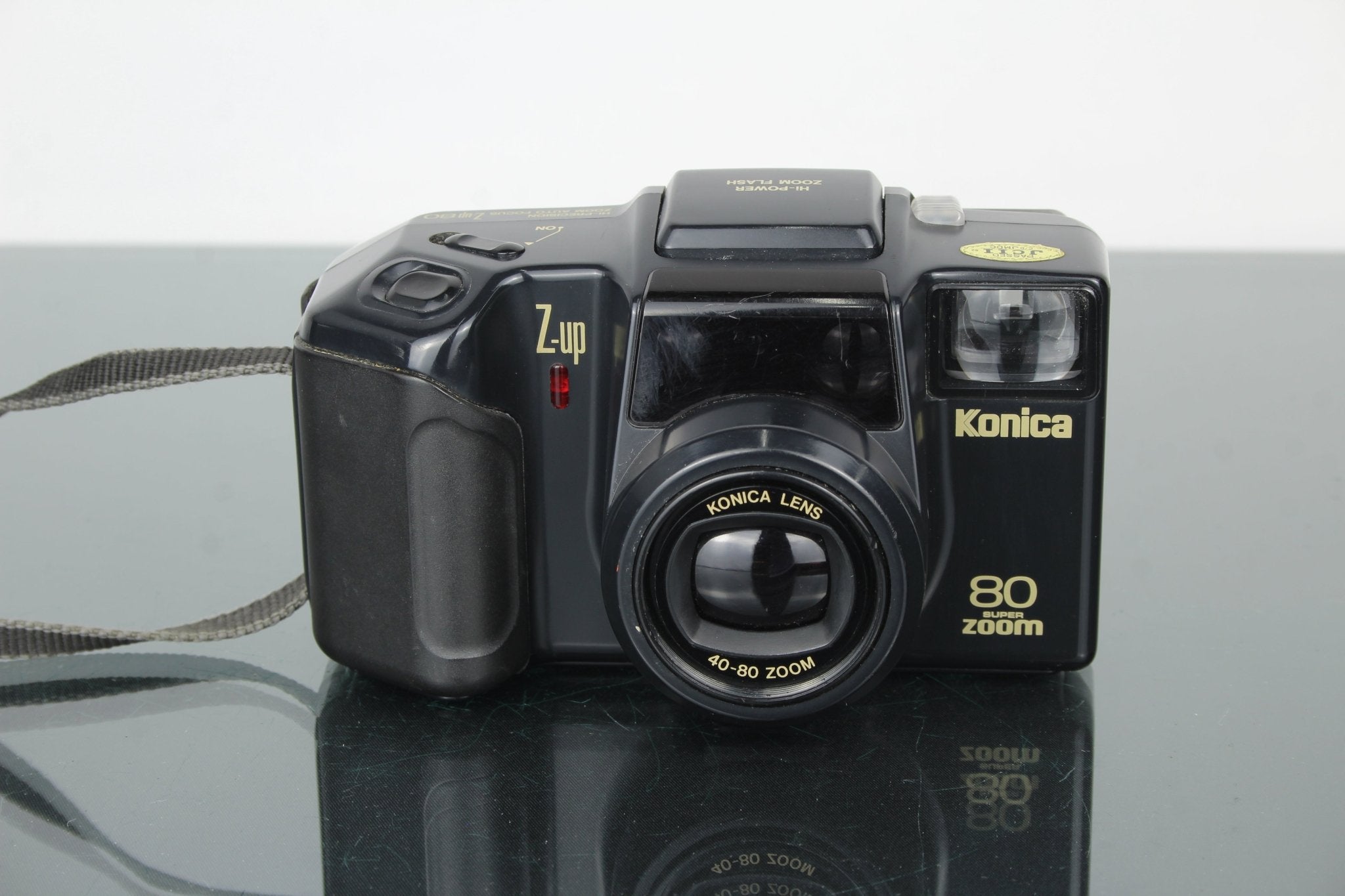 Konica Auto Focus Z-up80 Review: A Reliable 35mm Travel Companion