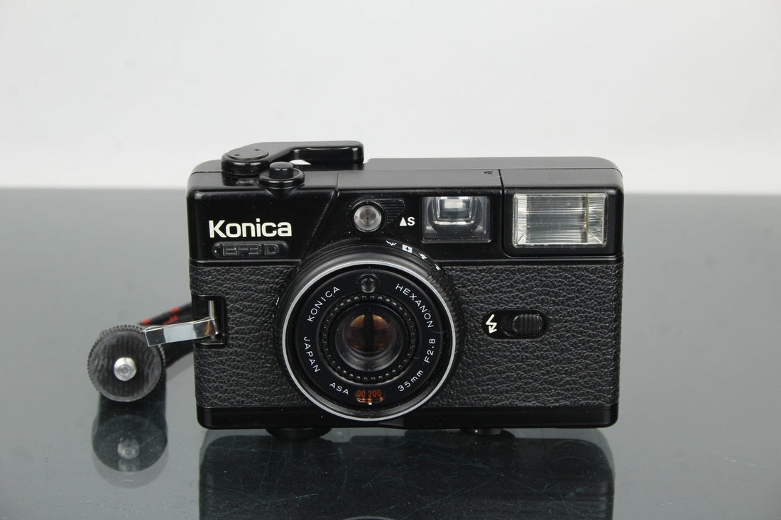 Konica C35 EF3D Review: Vintage Point & Shoot Joy - Dutch|Thrift