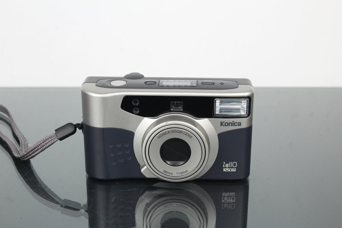 Konica Z-up 110VP Review: Compact Point & Shoot Charm - Dutch|Thrift