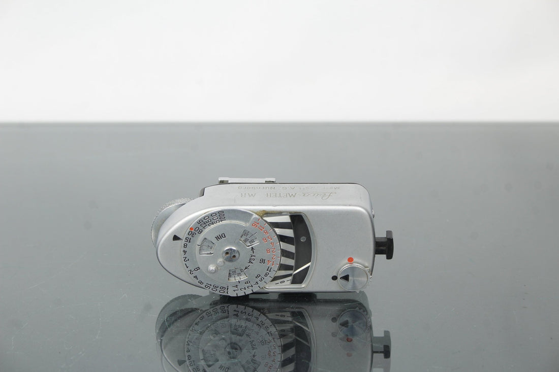 Leica Lightmeter: Classic Exposure Control for Film - Dutch|Thrift