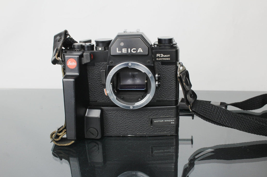Leica R3 MOT Electro Guide: Classic 35mm SLR With Motor Winder - Dutch|Thrift