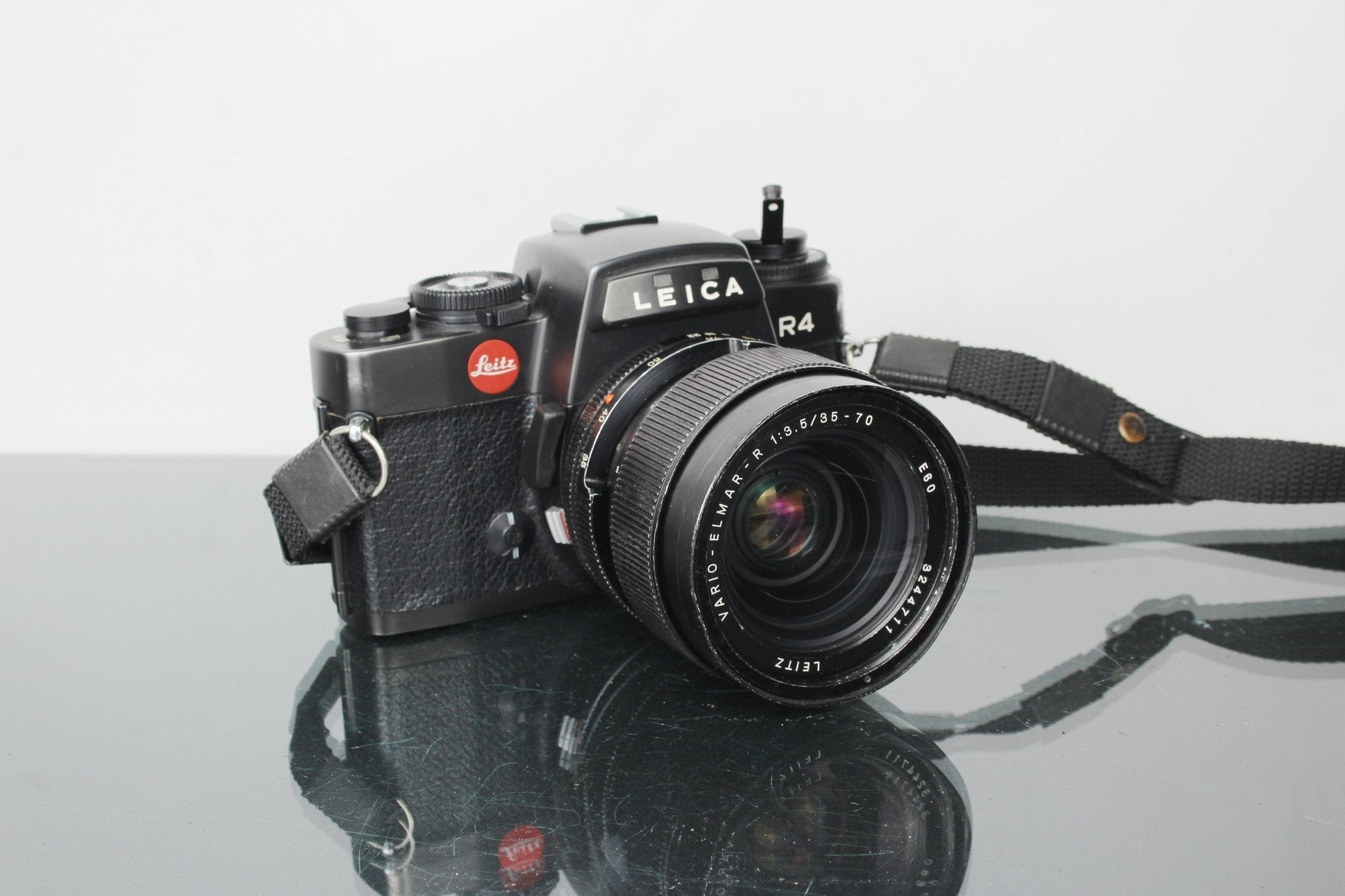 Leica R4 a Vario Elmar-R 35–70mm f/3.5: Recenze a průvodce – Dutch