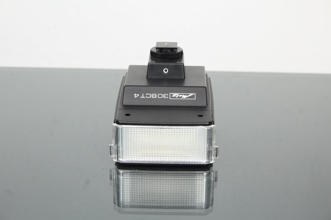 Metz 30BCT 4 Review: Vintage Flash Power That Still Delivers - Dutch|Thrift