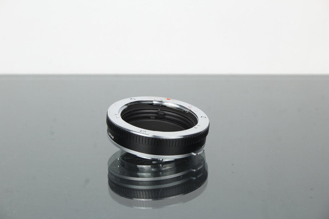 Minolta Auto 14 Lens Mount Adapter: Vintage Precision Today - Dutch|Thrift