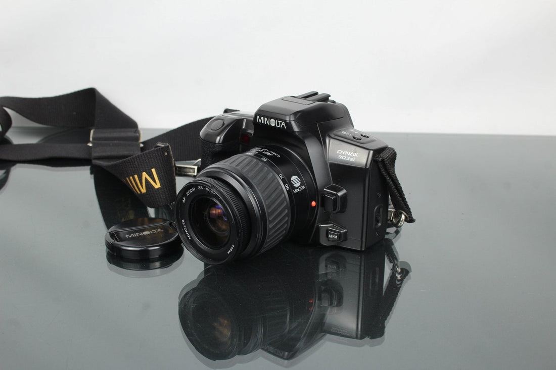 Minolta Dynax 303SI + 35–80mm Lens: Classic Film SLR Guide - Dutch|Thrift