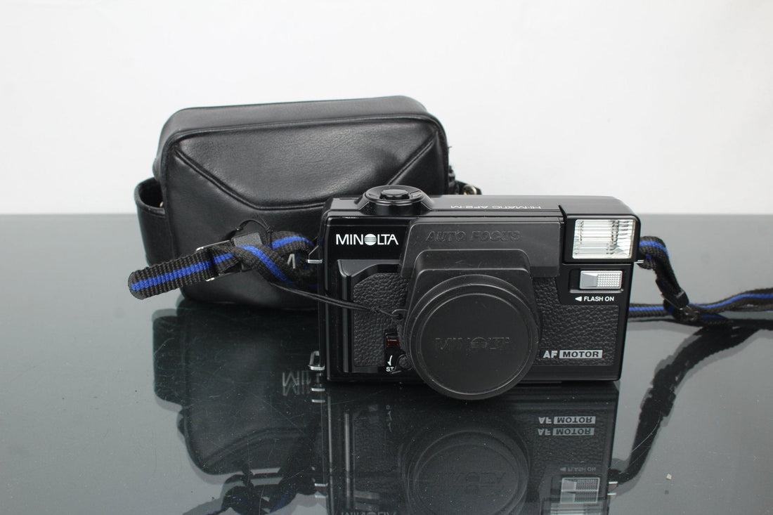 Minolta HI-MATIC AF2-M Review: Compact 35mm Classic Reborn - Dutch|Thrift